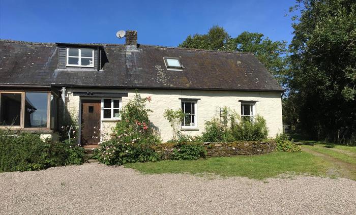 Hill Cottage a remote, delightful Welsh longhouse